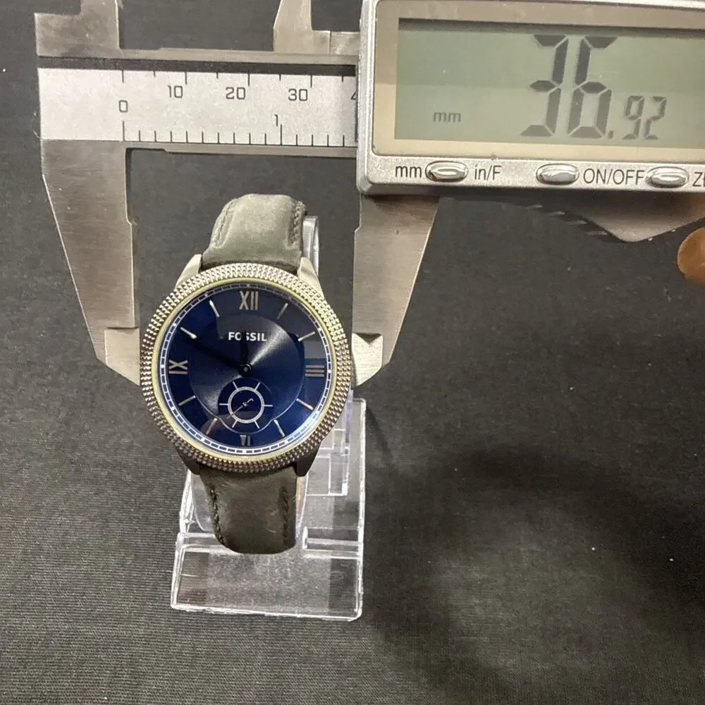 Fossil up auction
